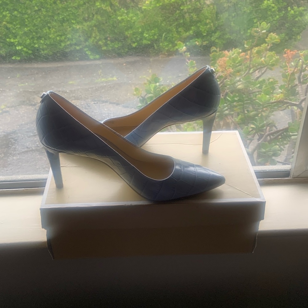 Michael Kors Dorothy Flex Pump